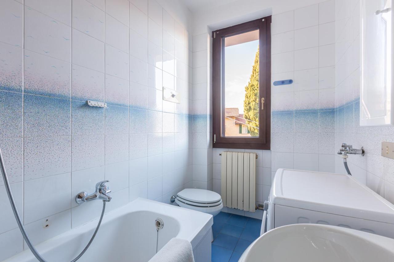 Mysa Properties - Casa Chicca, Flat With Lake View Terrace Perledo Kültér fotó